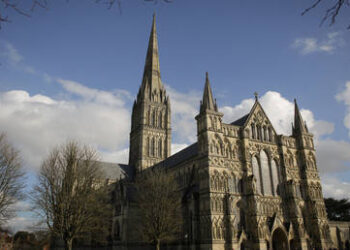 ‘Our Father’ is problematic, English state church leader claims