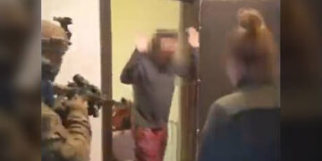 US-Chilean journalist describes torture in Ukrainian prison