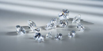 EU looking for ways to restrict Russian diamonds