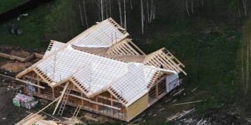 Activists come out against political persecution in the West