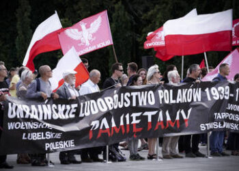 Warsaw wants ‘gestures’ from Kiev on massacres