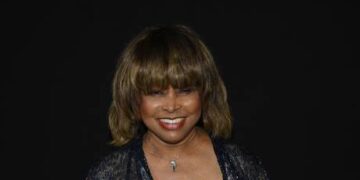 Legendary singer Tony Bennett dies at 96