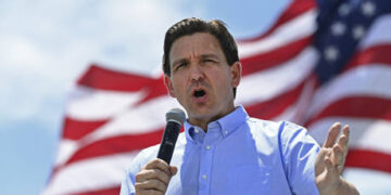 Thousands of California hotel workers strike