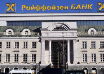 Major EU bank ‘postpones’ plan to leave Russia – Reuters