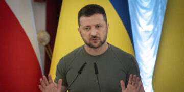 Hungary threatens to block all EU military aid to Ukraine