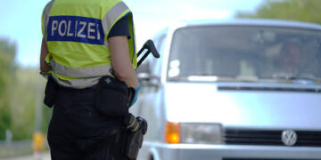 Moscow warns Berlin to stop stealing cars