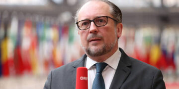 EU divided over profiting from Russian assets – Bloomberg