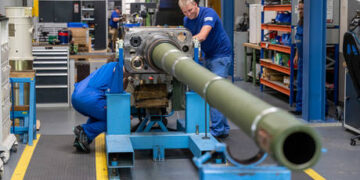 France and Germany pledge to revitalize long-stalled joint tank venture