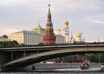 Ukraine labels US peace advocates ‘traitors’