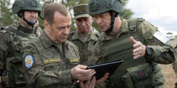 Ex-Russian president sees benefit in Kiev’s refusal to talk