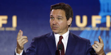 Trump rival fires staffer who retweeted Nazi imagery