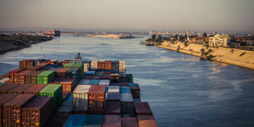 Putin suggests alternative route to deliver goods to Africa     