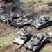 Russian tank destroys Ukrainian armored column (VIDEO)