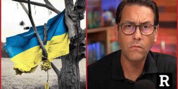 “Ukraine is DISINTEGRATING the hospitals are FULL” Col. MacGregor | Redacted w Clayton Morris