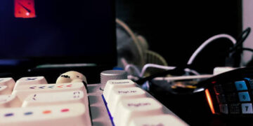 Esports federation votes to allow Russian flag at events