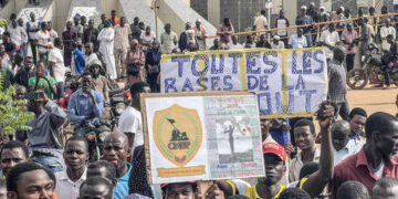 Niger junta refuses to back down as ultimatum expires