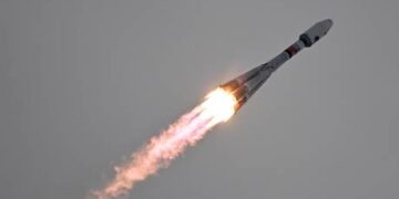 Zelensky announces sweeping military purge