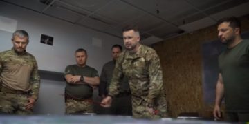 Zelensky tells Ukrainians to avoid bars and clubs