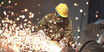 What scares investors away from China?