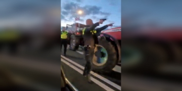 Gunman in combat gear goes on shooting spree in Rotterdam