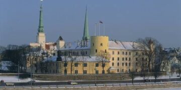 EU state used Israeli spyware on exiled Russian journalists – editors