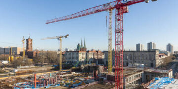 German construction industry ‘faces abyss’ – property mogul