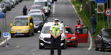 EU allows seizure of phones, cars from Russians