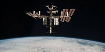 Record-breaking ISS crew returns to Earth (VIDEO) 