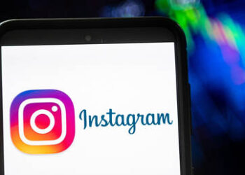 Russian lawmakers float WhatsApp ban