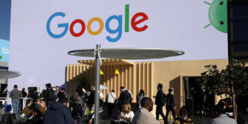 Putin coming for US elections – Clinton