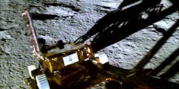 Japan launches ‘Moon sniper’ lunar lander