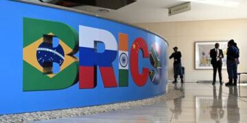 Fyodor Lukyanov: Why the ‘world majority’ sees the Ukraine conflict as an example of declining European and North American power