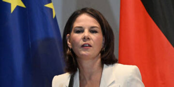 You’ll give us missiles anyway, Ukrainian FM tells Germany