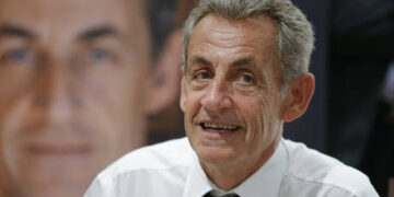 Ukraine joining NATO ‘would not promote peace’ – ex-French president