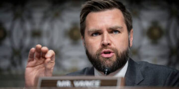 Pentagon creating Ukrainian aid oversight team – CNN