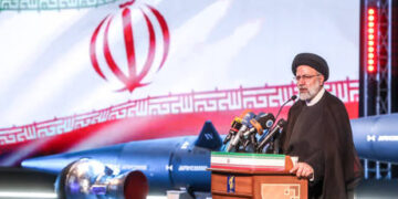 UN condemns Iran for expelling nuclear inspectors