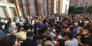 US warns Azerbaijan to end military operation