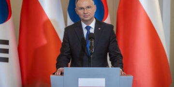 Poland could give Ukraine outdated weapons – president