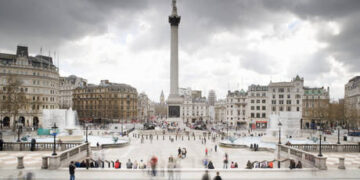 More gloom ahead for UK economy – study