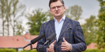 German MP announces formation of new anti-establishment party