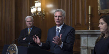 US issued corruption ultimatum to Ukraine – MP