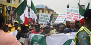 Nigerian labor unions suspend indefinite strike