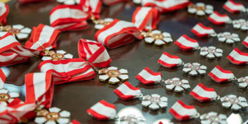 ‘Queen of Canada’ threatens villagers with public execution – media