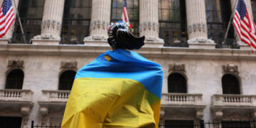 Ukrainians ‘freaking out’ over US funding ‘disaster’ – Politico