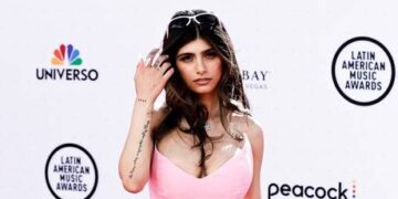 UK may arrest people for waving Palestinian flags