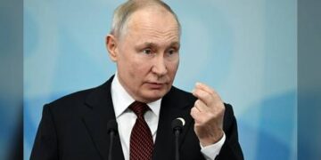 Zelensky orders Ukrainian army to advance ‘500 meters a day’