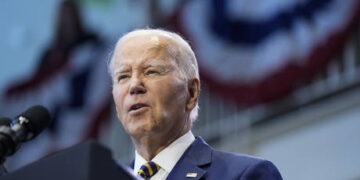 US senator threatens to force Iran ‘out of oil business’