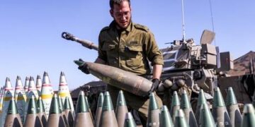 US begins training Ukrainian pilots