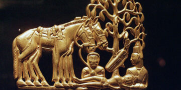 Kremlin comments on Crimean treasure transfer to Kiev