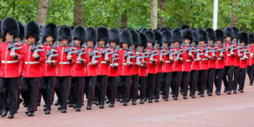 Bogus ‘billionaire rabbi astrologer’ sentenced